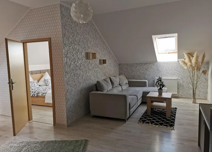 Magnolia Hotel&restauracja * Jawor